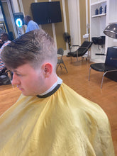 Load image into Gallery viewer, HAIRKUTS